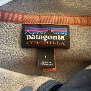 Patagonia Synchilla Gray and Orange Fleece